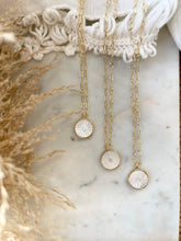 Load image into Gallery viewer, Natural Shell Sunshine Necklace