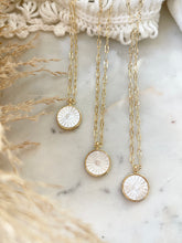 Load image into Gallery viewer, Natural Shell Sunshine Necklace