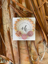 Load image into Gallery viewer, Scalloped