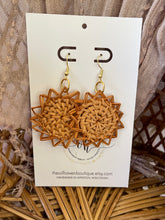 Load image into Gallery viewer, Starry Rattan Earrings