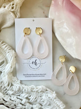 Load image into Gallery viewer, Blushing Vintage Teardrops