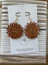 Load image into Gallery viewer, Starry Rattan Earrings