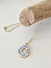 Load image into Gallery viewer, Santorini Petals Necklace