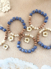 Load image into Gallery viewer, White Hibiscus Charm Bracelet