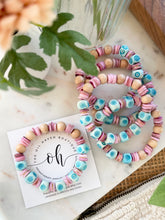 Load image into Gallery viewer, Aqua Cubes & Orchid Shells