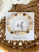 Load image into Gallery viewer, Captain Cone & Quartz