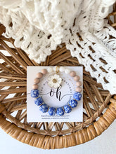 Load image into Gallery viewer, White Hibiscus Charm Bracelet