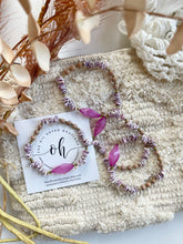 Load image into Gallery viewer, Vintage lilac bead & shells