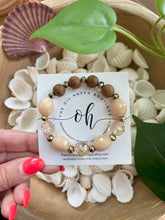 Load image into Gallery viewer, Vintage Glam