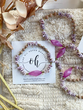 Load image into Gallery viewer, Vintage lilac bead & shells