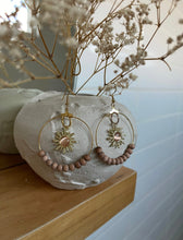 Load image into Gallery viewer, Sunburst Earrings