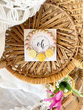 Load image into Gallery viewer, Scalloped