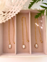 Load image into Gallery viewer, Pearl Baroque Necklace