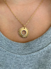 Load image into Gallery viewer, Sunburst Necklace
