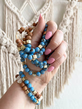 Load image into Gallery viewer, Mosaic Shell & Mother of Pearl Hearts