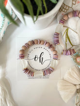 Load image into Gallery viewer, Glass and Shells