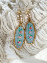 Load image into Gallery viewer, Sea Blossom Drop Earrings

