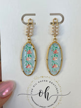 Load image into Gallery viewer, Sea Blossom Drop Earrings
