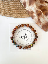 Load image into Gallery viewer, Miliforni Floral Sandstone
