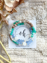 Load image into Gallery viewer, Soft Vintage Beads &amp; Floral Shell
