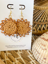 Load image into Gallery viewer, Starry Rattan Earrings
