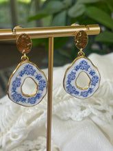Load image into Gallery viewer, Santorini Petal Drop Earrings
