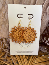 Load image into Gallery viewer, Starry Rattan Earrings
