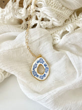 Load image into Gallery viewer, Santorini Petals Necklace
