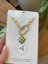 Load image into Gallery viewer, Coastal Luxe Shell Heart 18k
