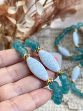 Load image into Gallery viewer, Vintage Surf Bead
