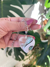 Load image into Gallery viewer, Tidal Heart Shell Necklace
